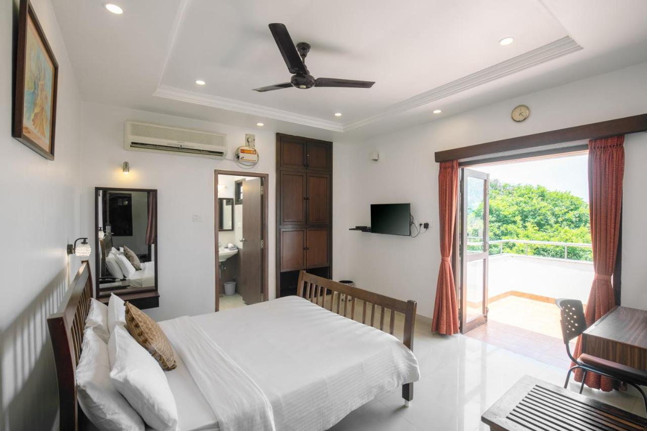 Pondicherry Executive Inn Bagian luar foto