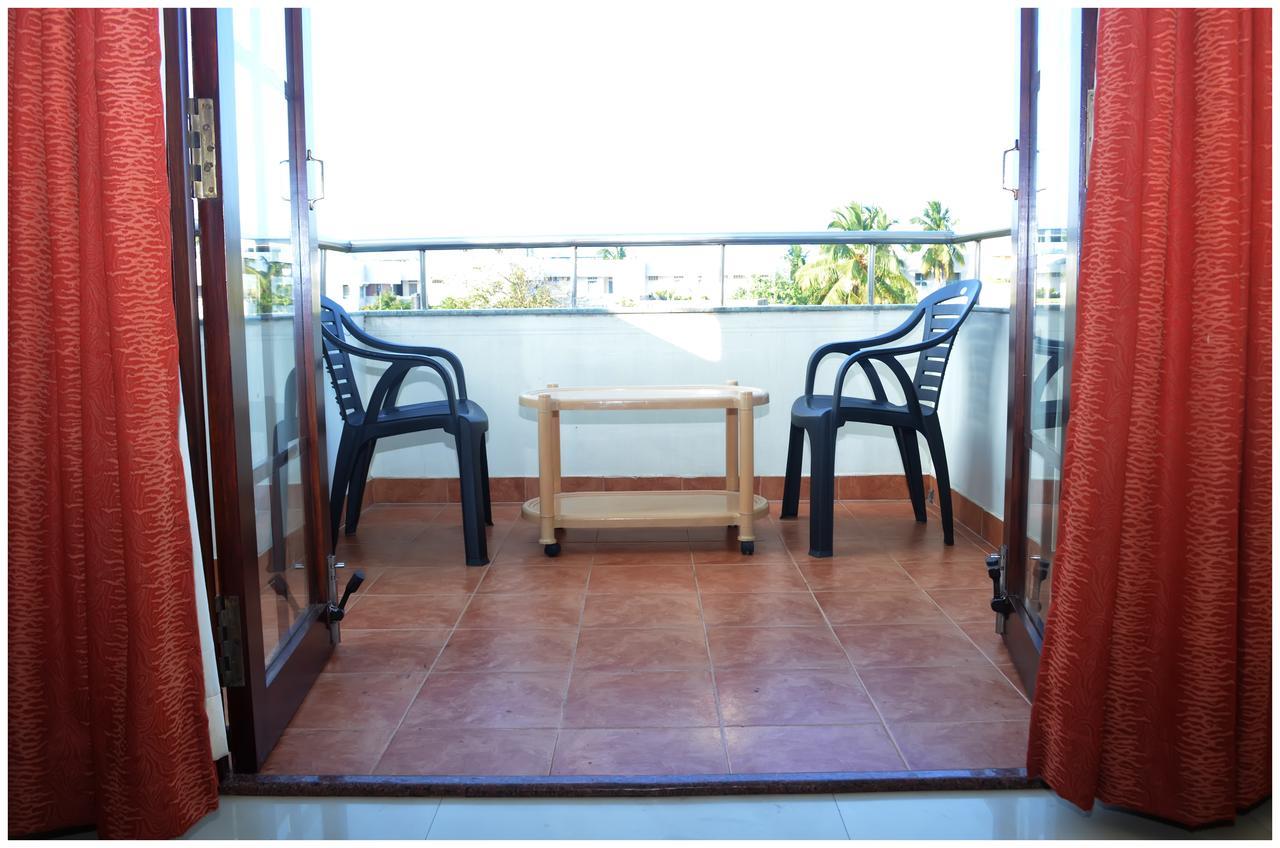 Pondicherry Executive Inn Bagian luar foto